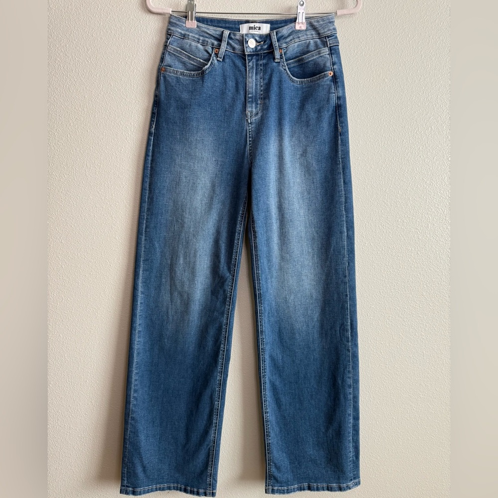 NWOT- Mica Axel Indigo Wide Leg Jeans